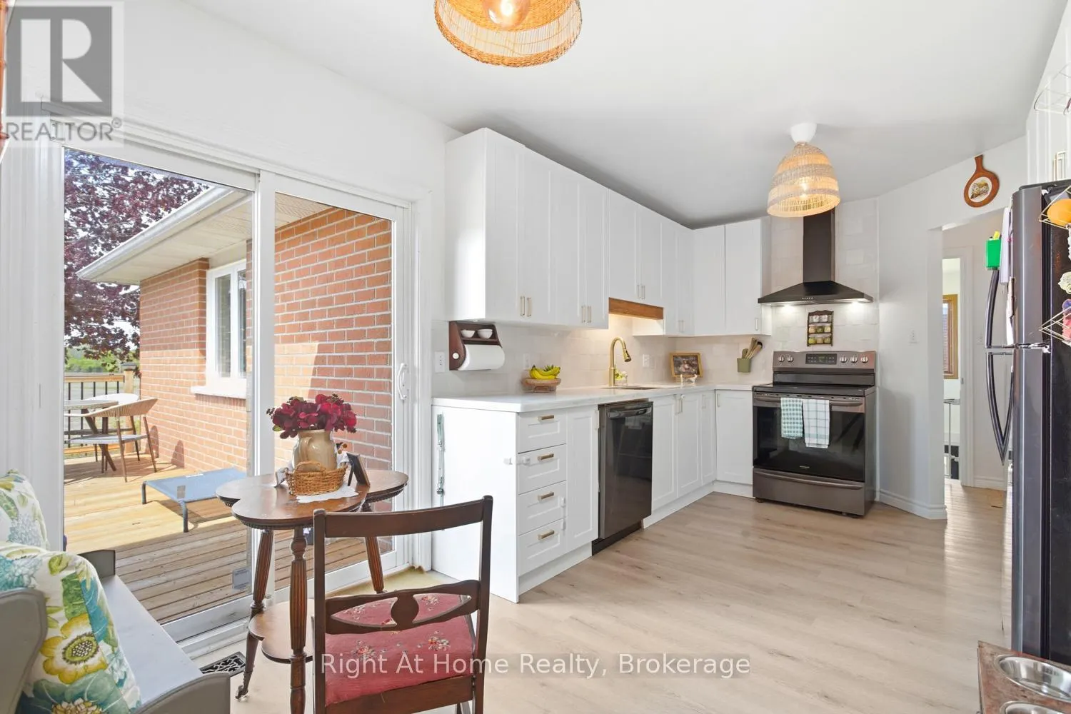 93 RIVERLEA ROAD