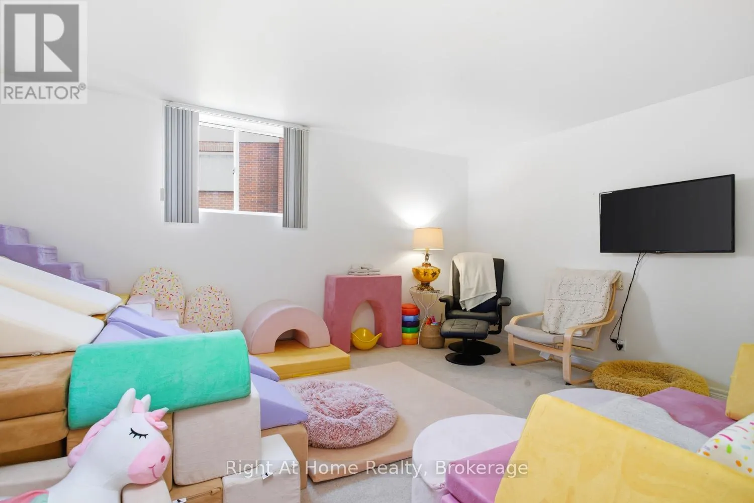 93 RIVERLEA ROAD