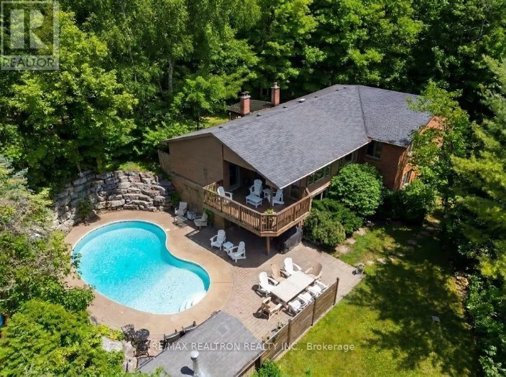 250 KINGSCROSS DRIVE