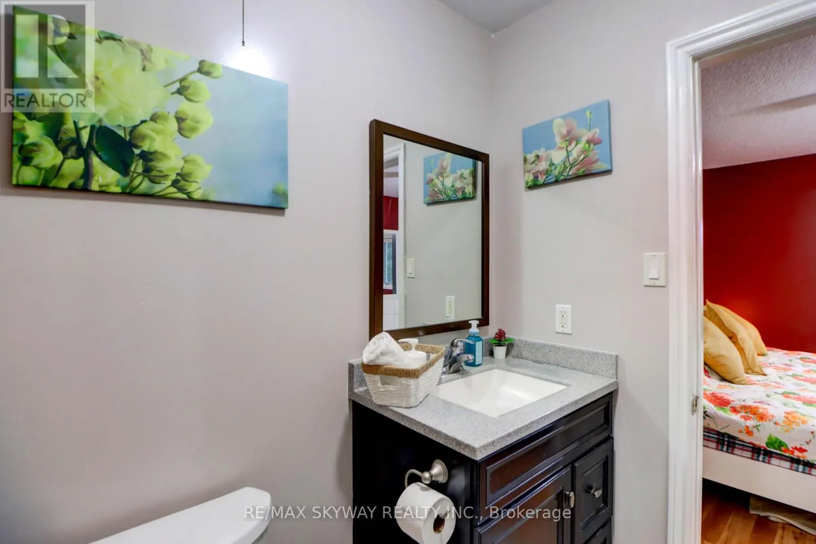 282B BROCK STREET W