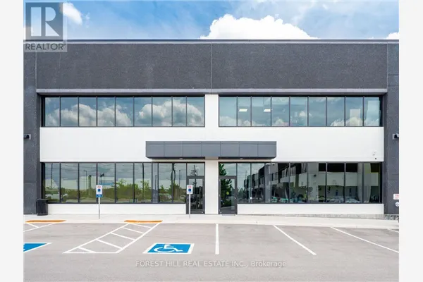 B7 - 465 HARRY WALKER PARKWAY S