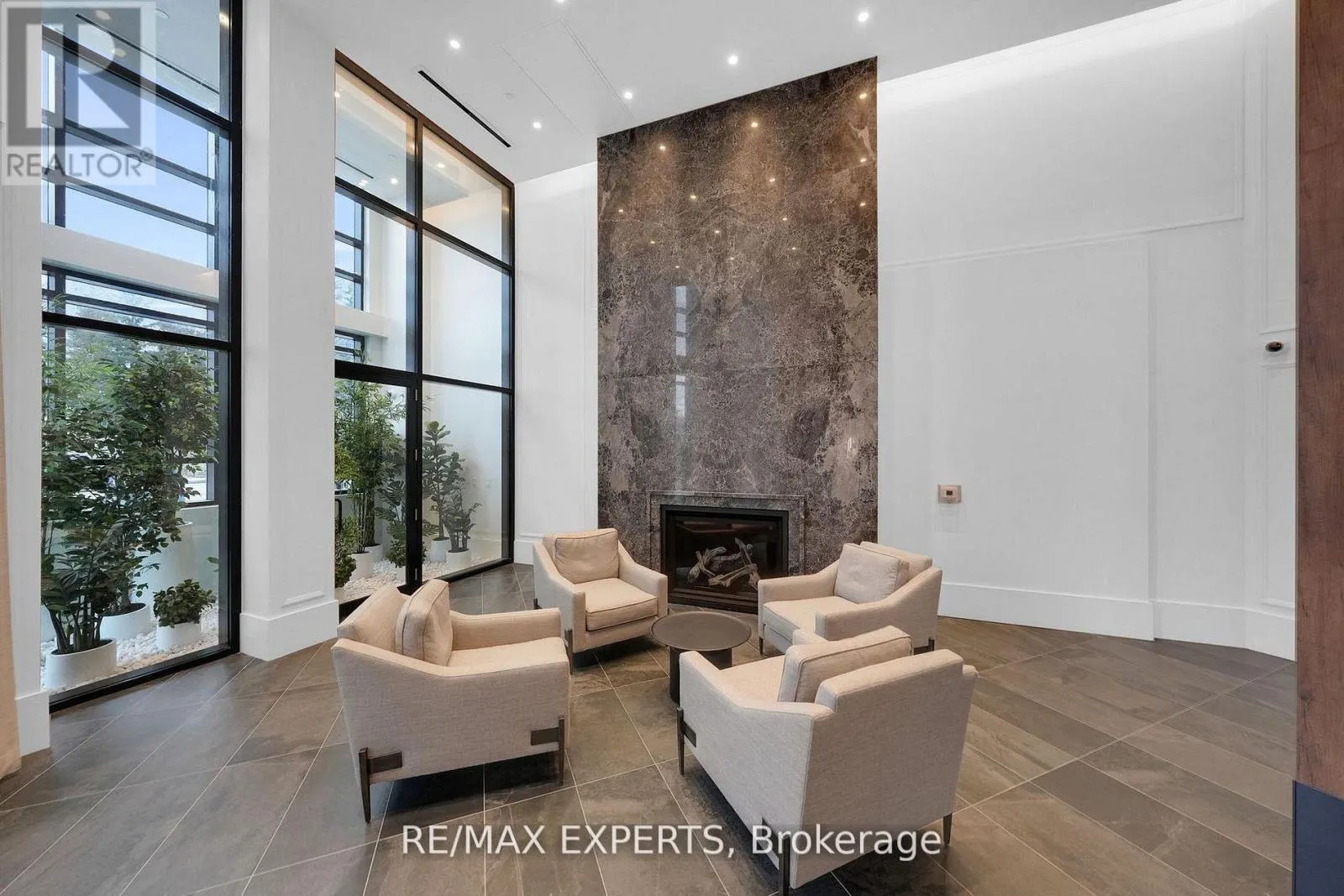 203 - 2075 KING ROAD