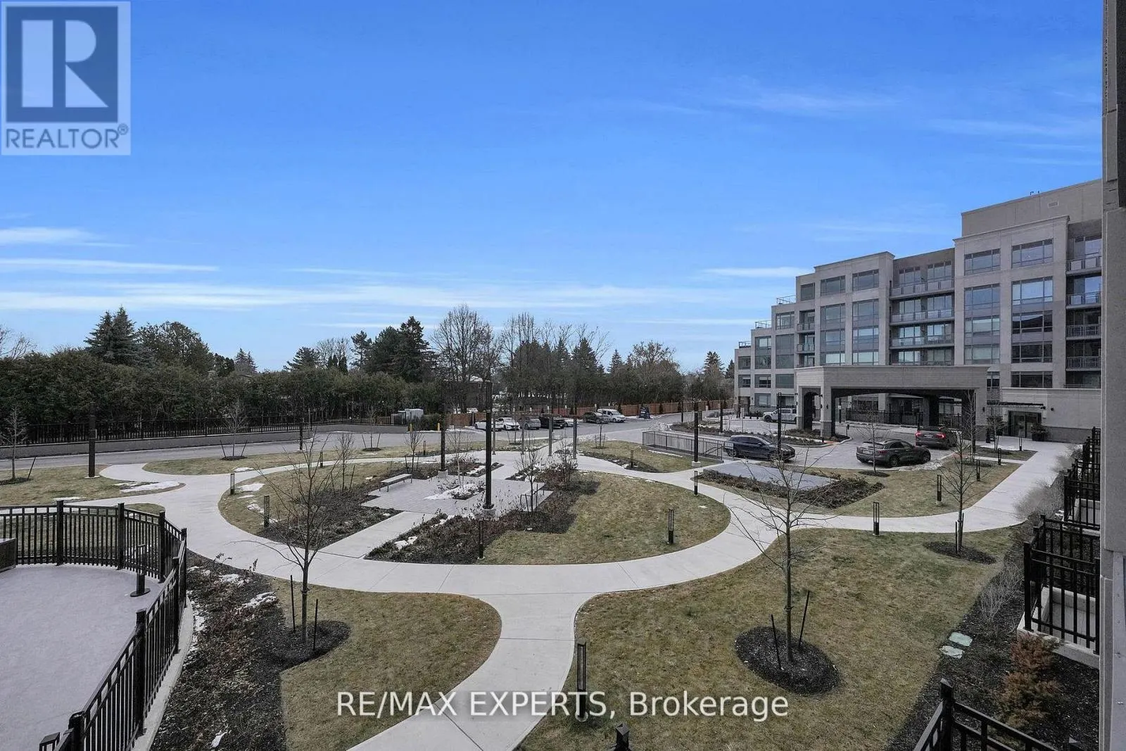 203 - 2075 KING ROAD