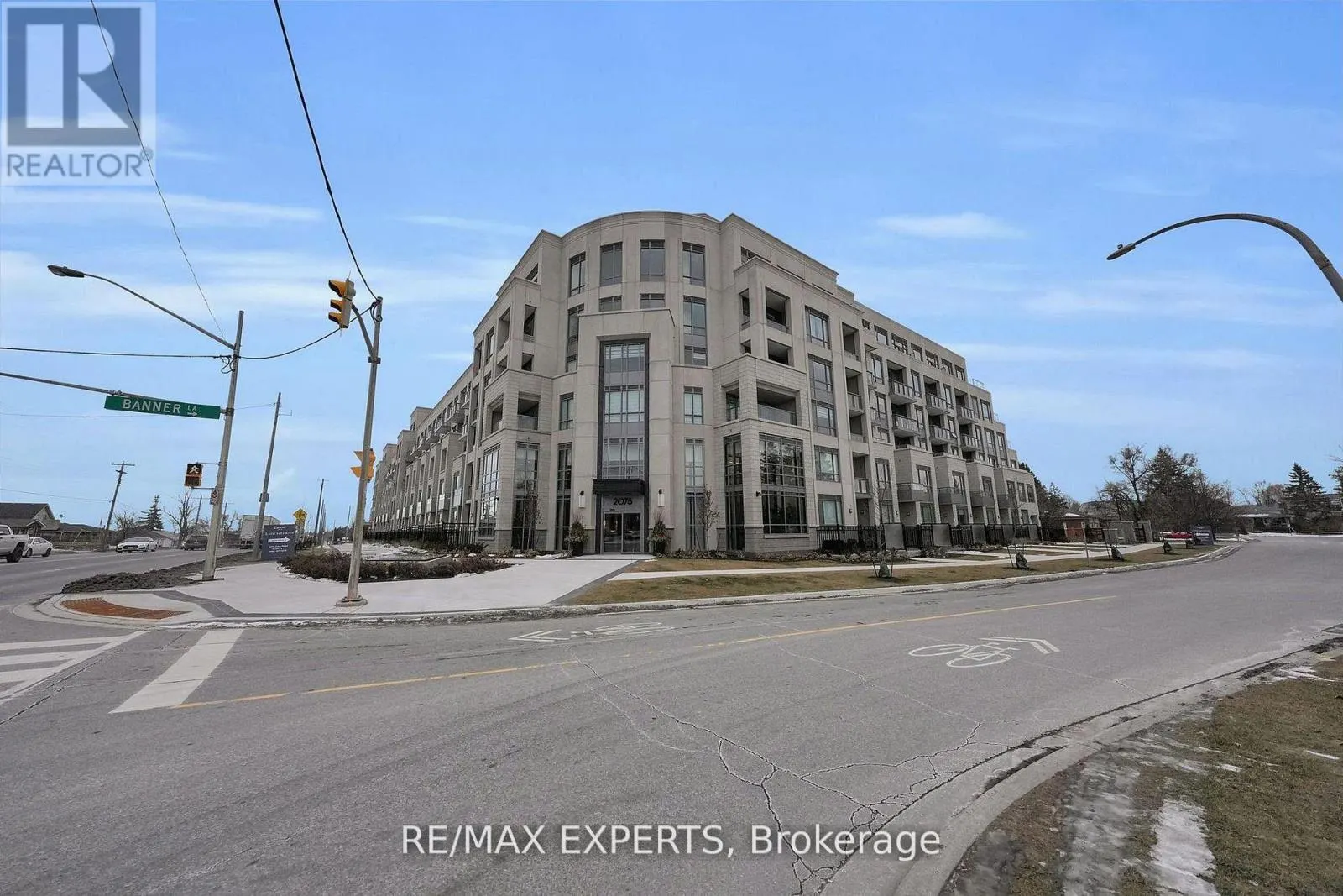 203 - 2075 KING ROAD