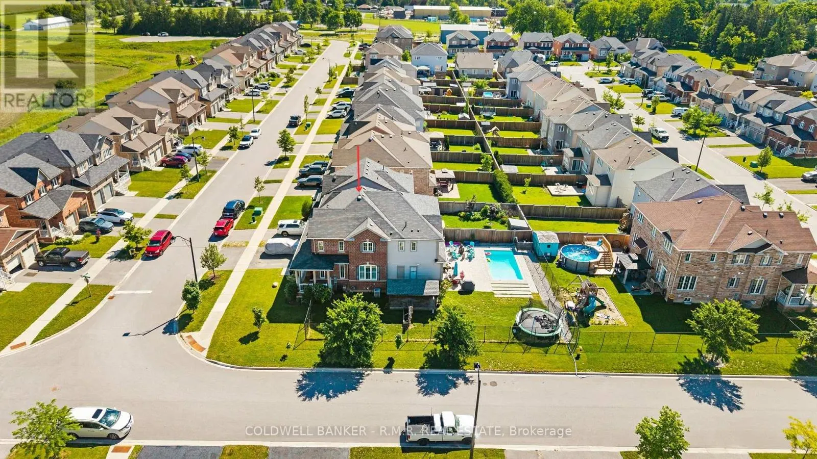 3 DON HADDEN CRESCENT