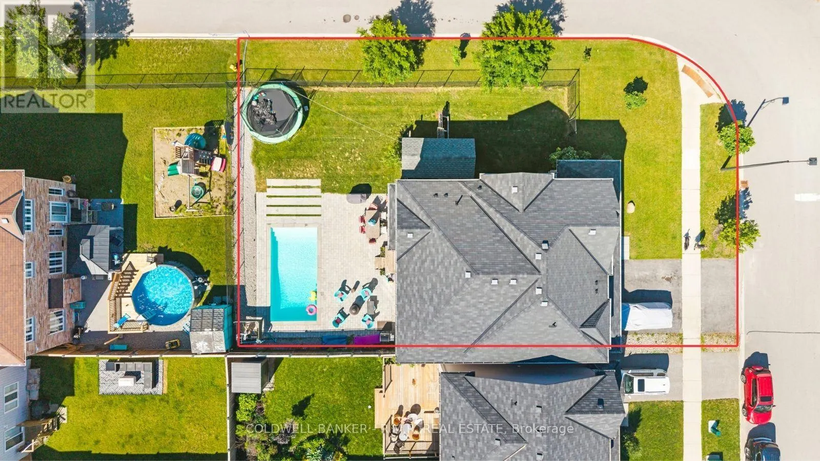 3 DON HADDEN CRESCENT