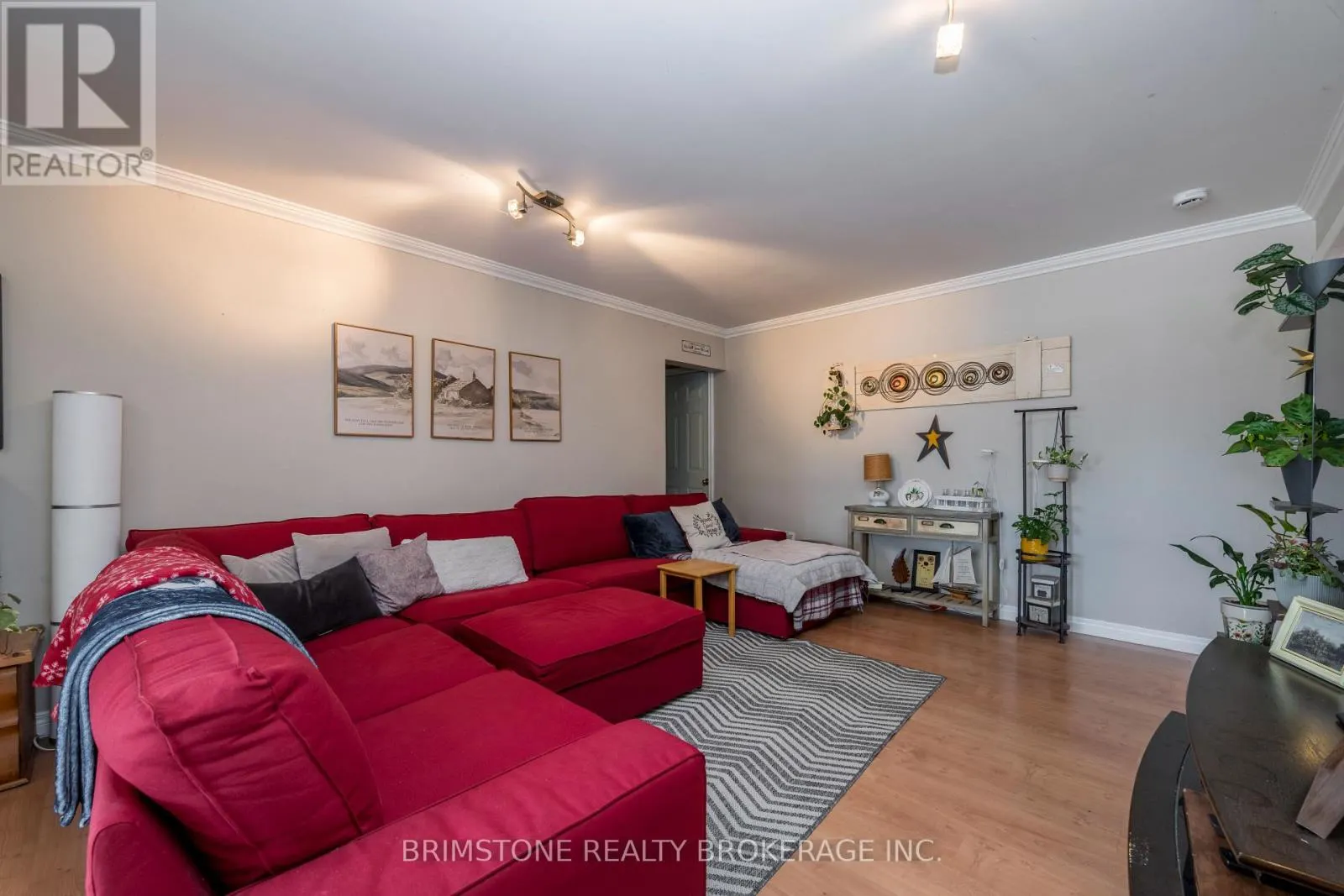 24 BRENTWOOD ROAD