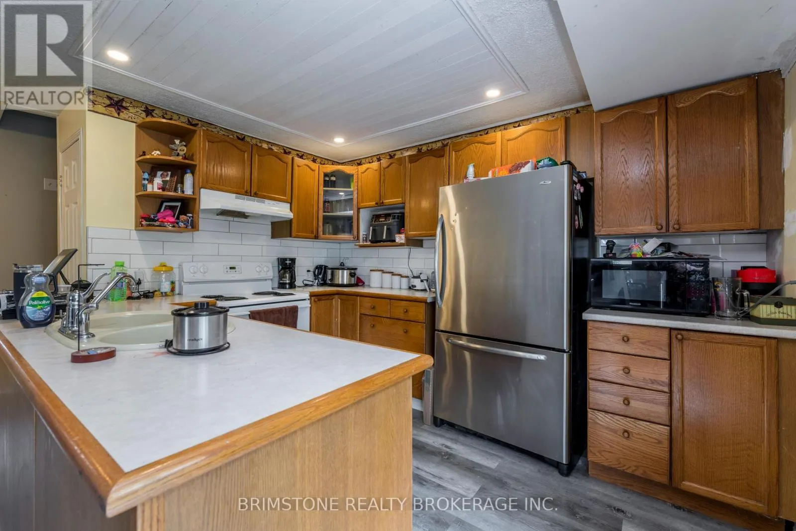 24 BRENTWOOD ROAD