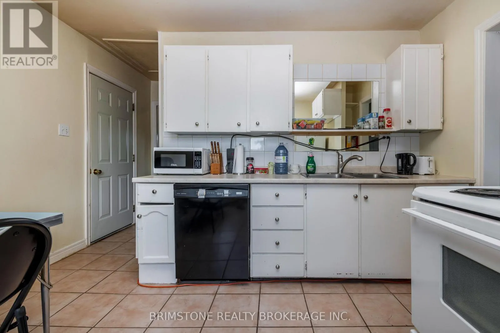 24 BRENTWOOD ROAD