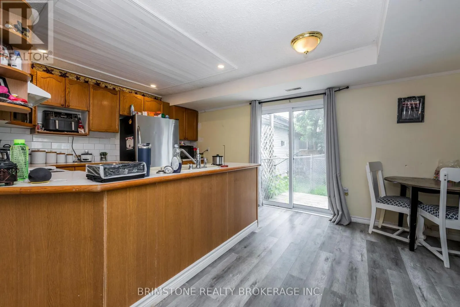 24 BRENTWOOD ROAD
