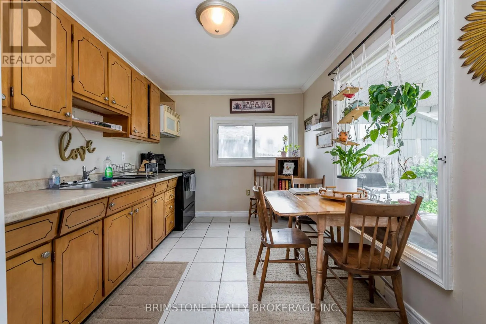 24 BRENTWOOD ROAD