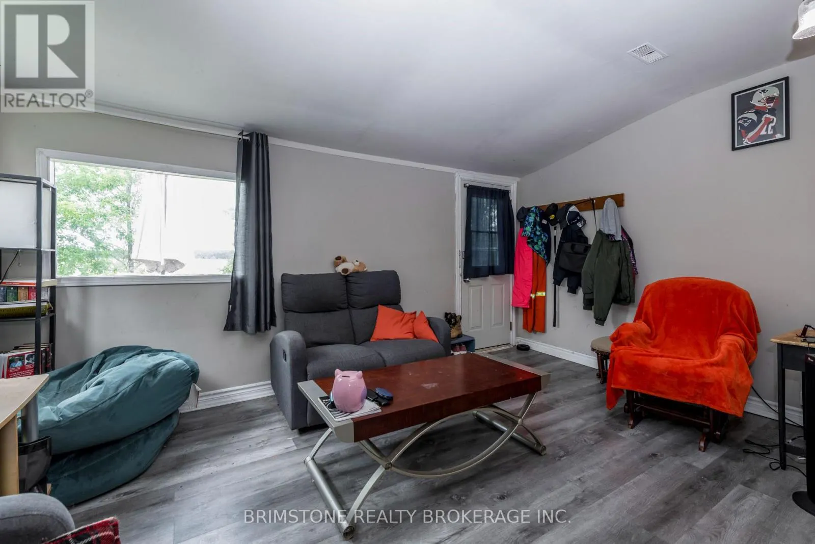 24 BRENTWOOD ROAD