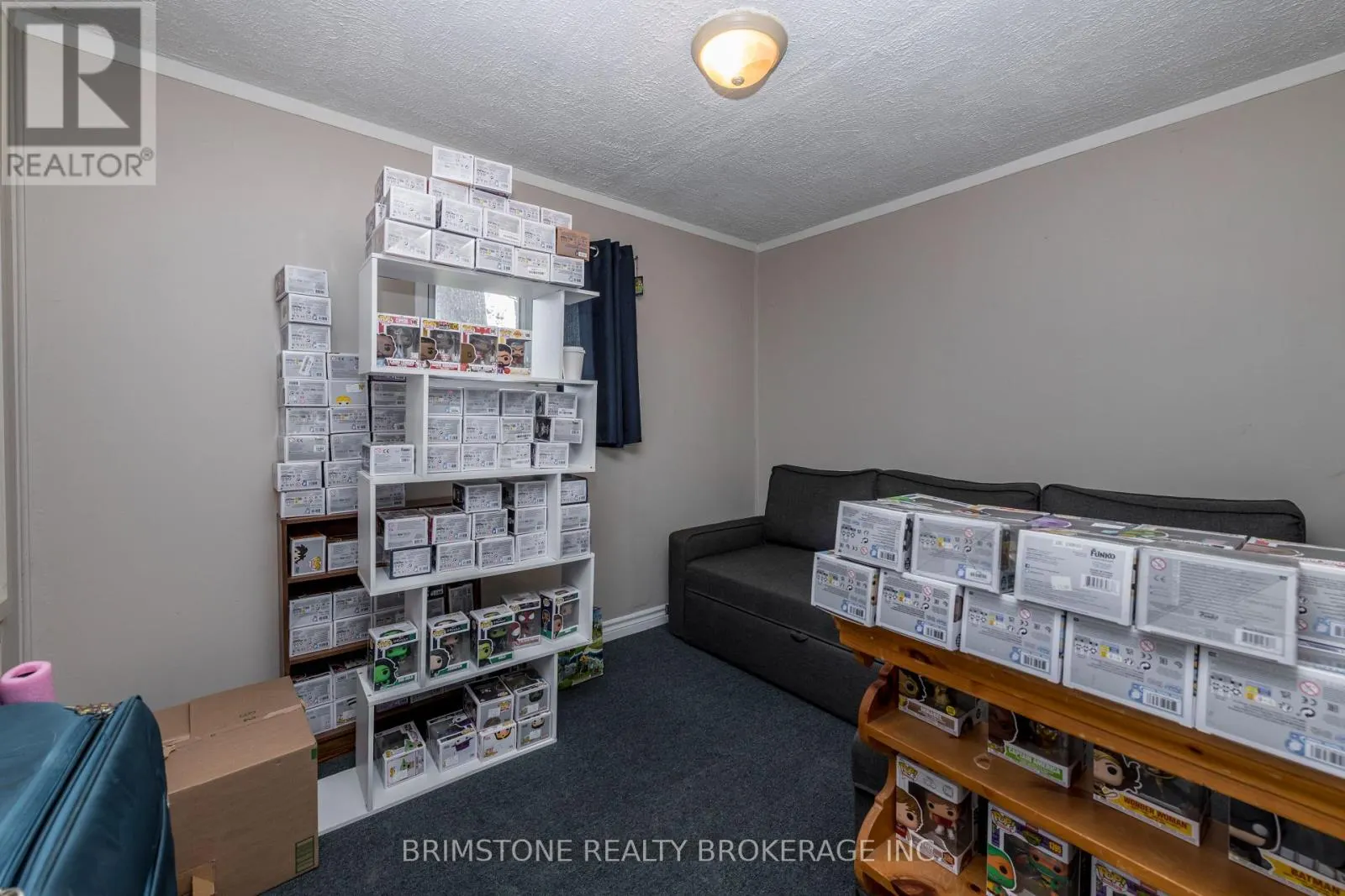 24 BRENTWOOD ROAD