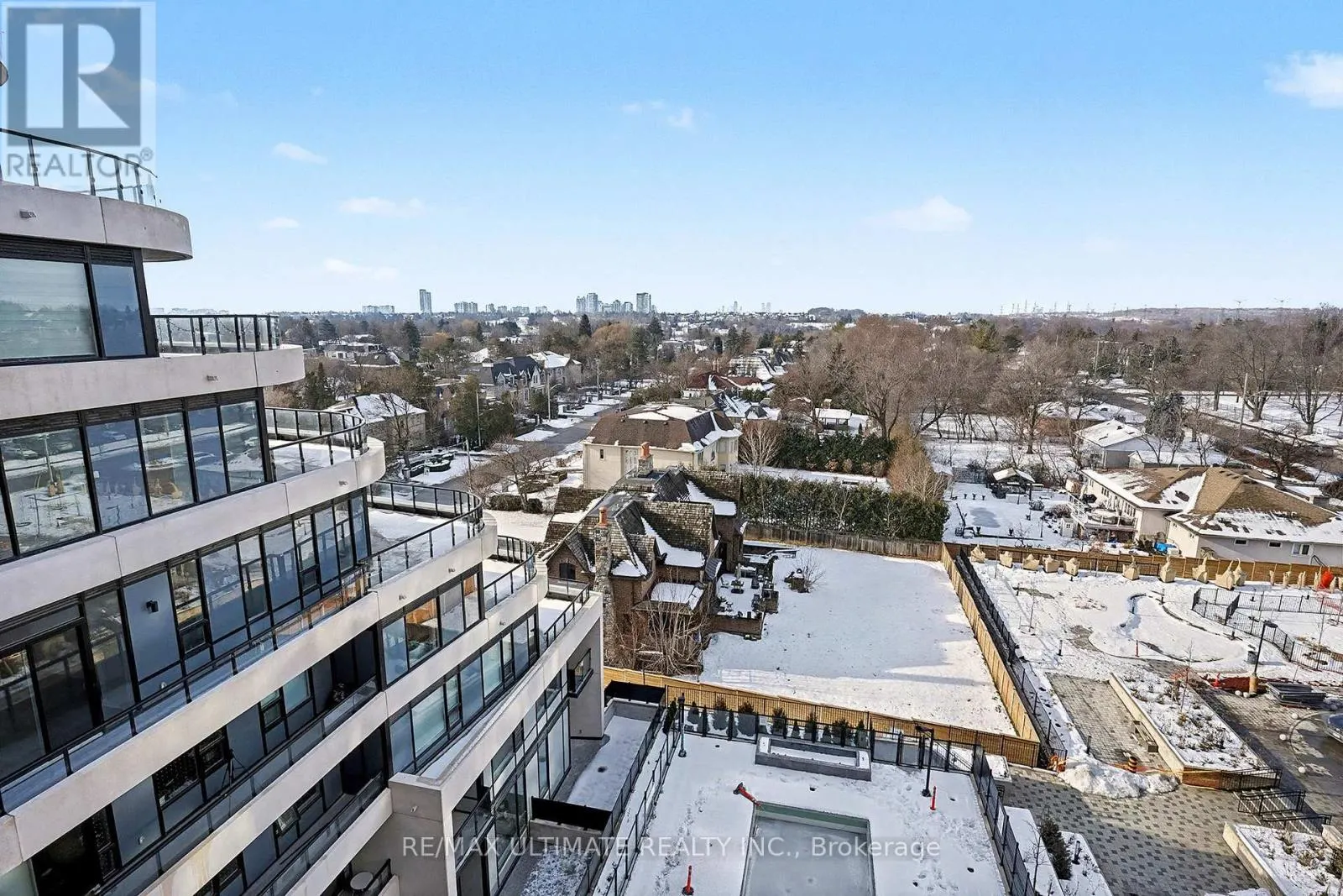727 - 8188 YONGE STREET