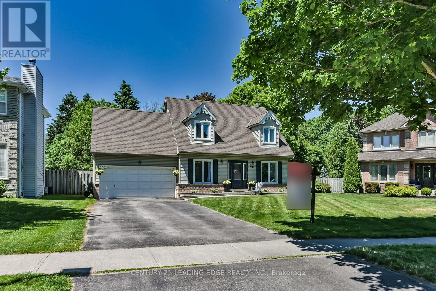 30 MCGUIRE CRESCENT