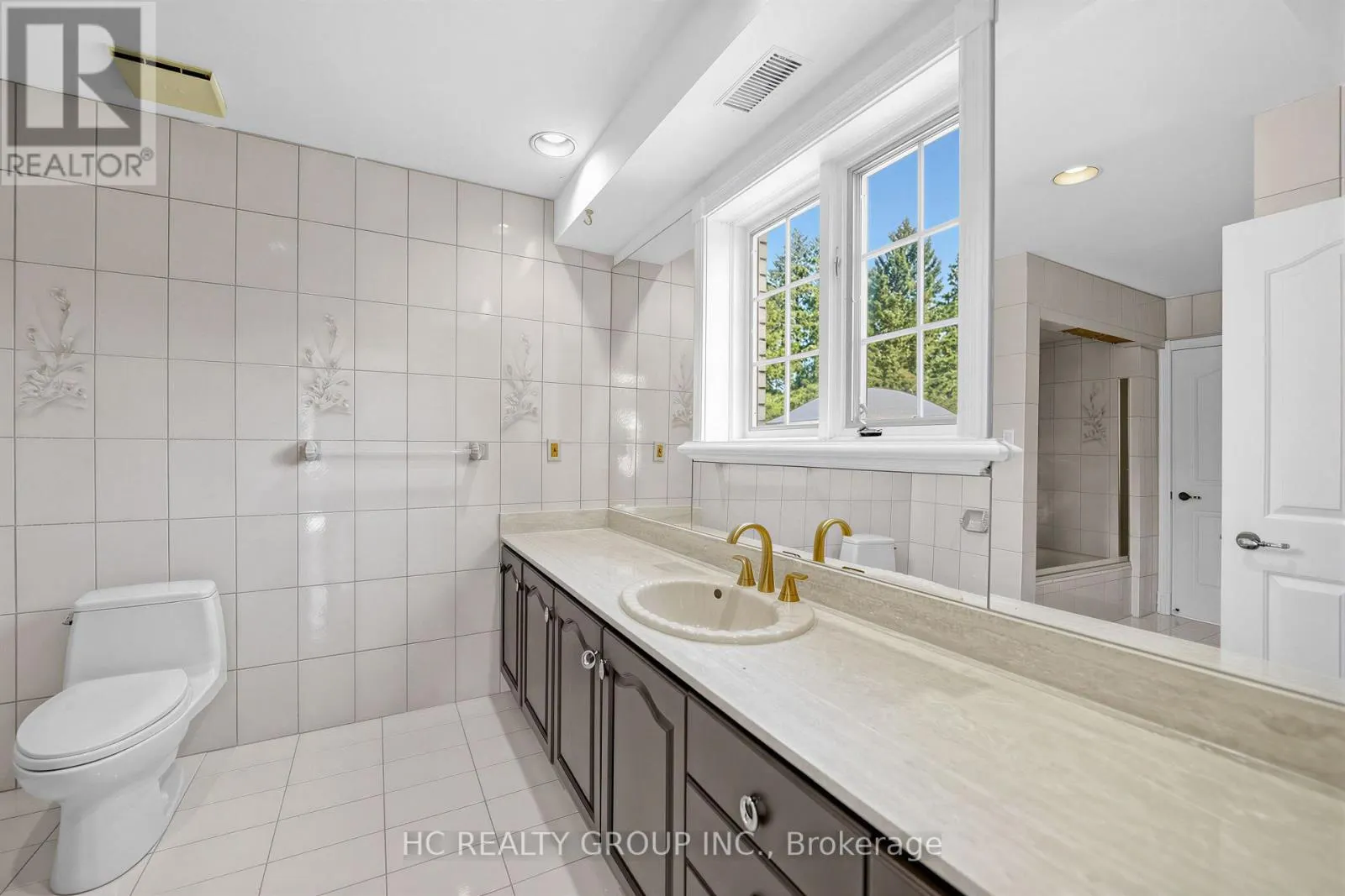 52 NOBLETON LAKES DRIVE