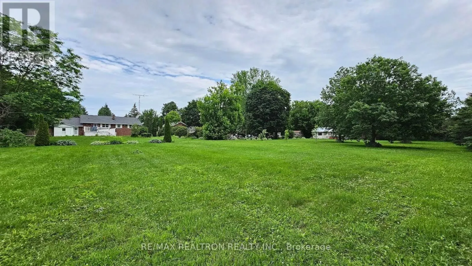 1420B DURHAM REGIONAL RD 50 ROAD