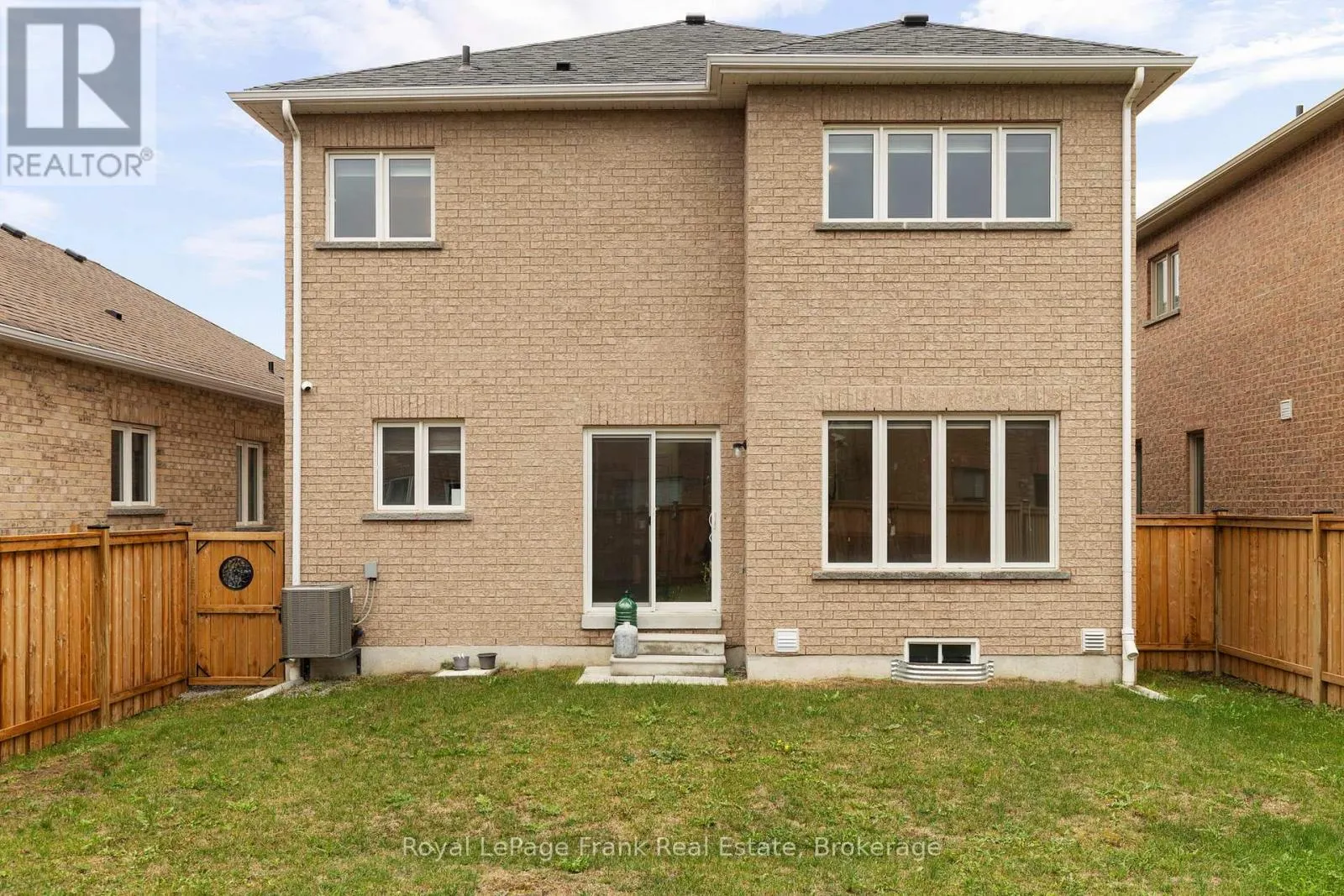 18 STODDART STREET