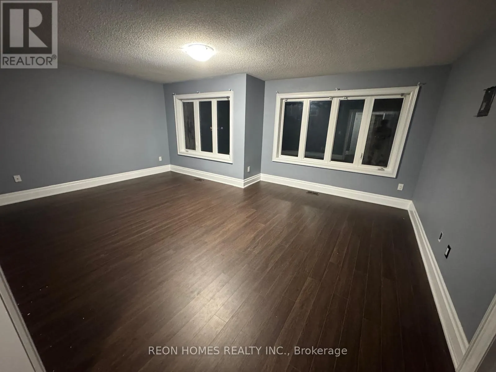 98 DECAROLIS CRESCENT