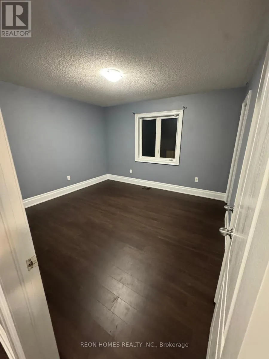 98 DECAROLIS CRESCENT