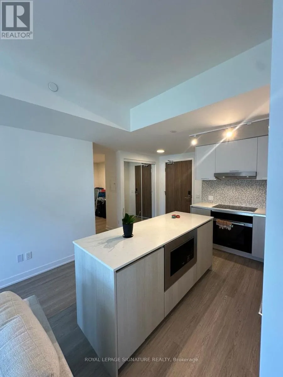 222 - 8188 YONGE STREET