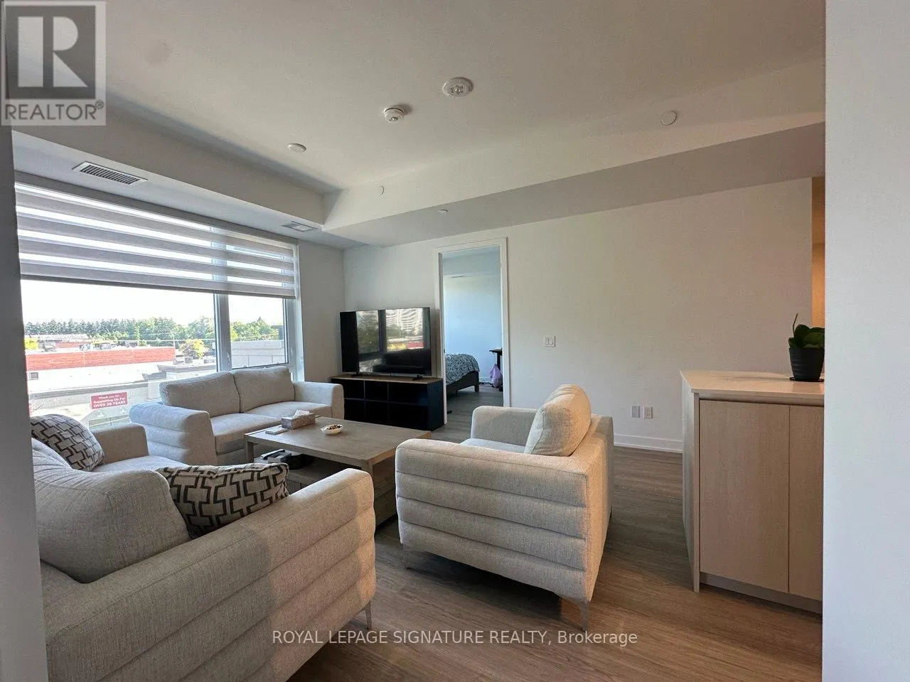 222 - 8188 YONGE STREET