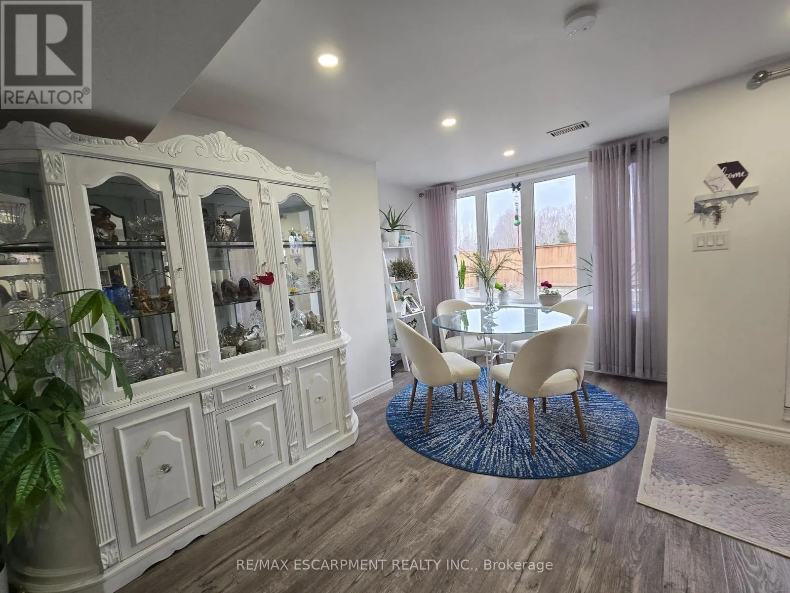 175 GOLD PARK GATE