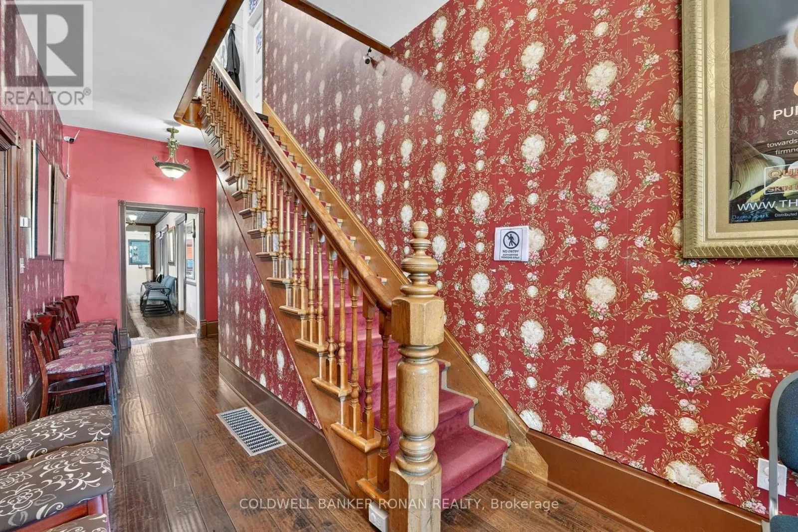 238 BARRIE STREET