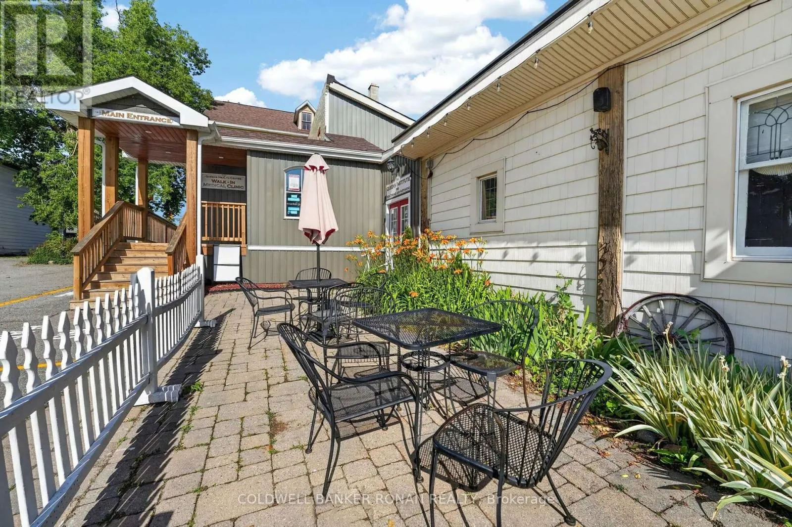 238 BARRIE STREET