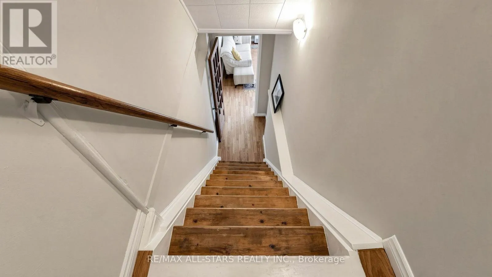 43 TORONTO STREET N