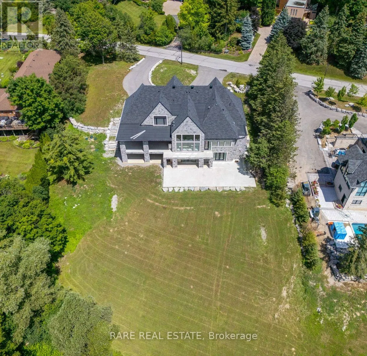 23 VALLEYVIEW COURT