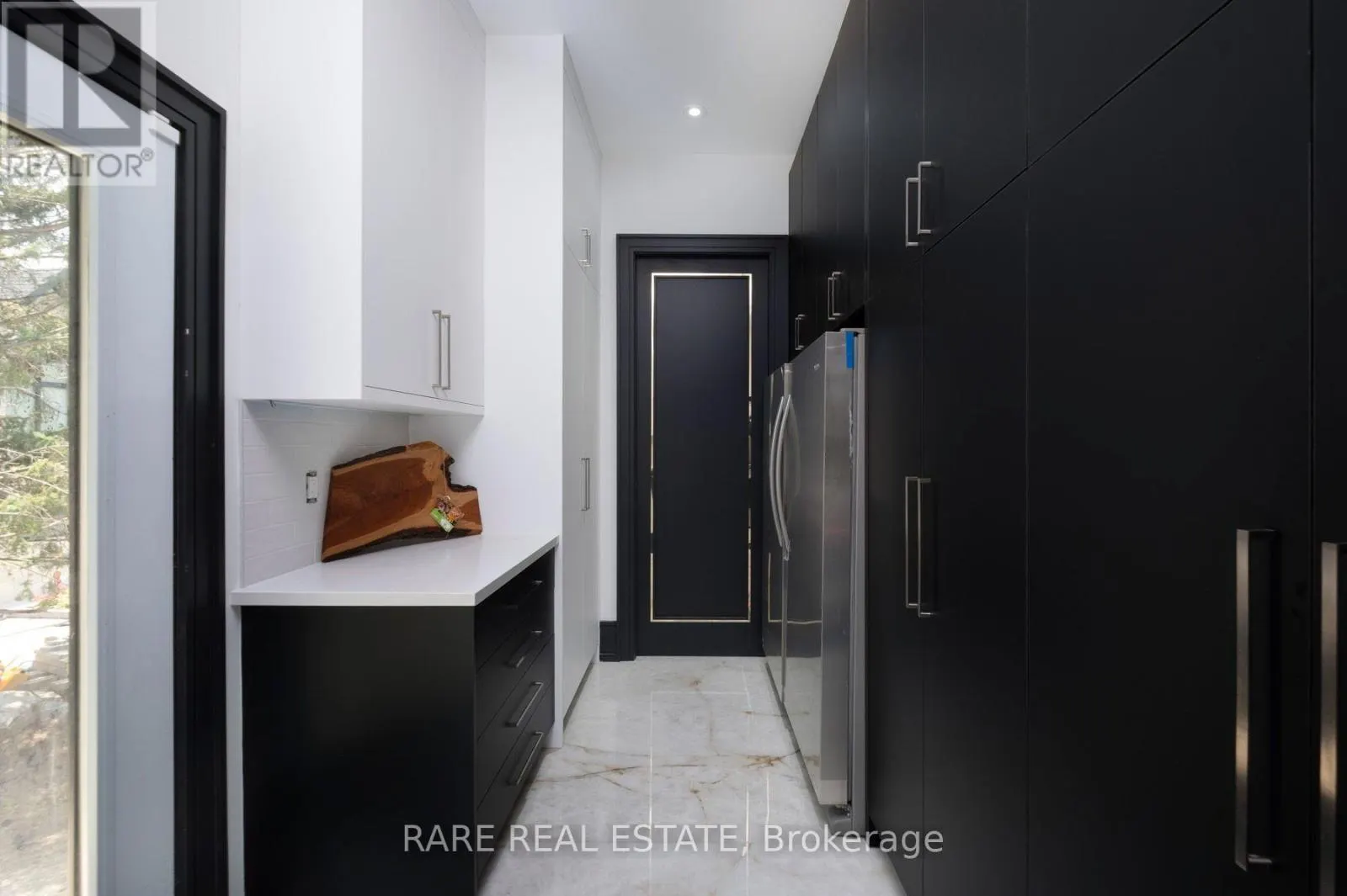 23 VALLEYVIEW COURT