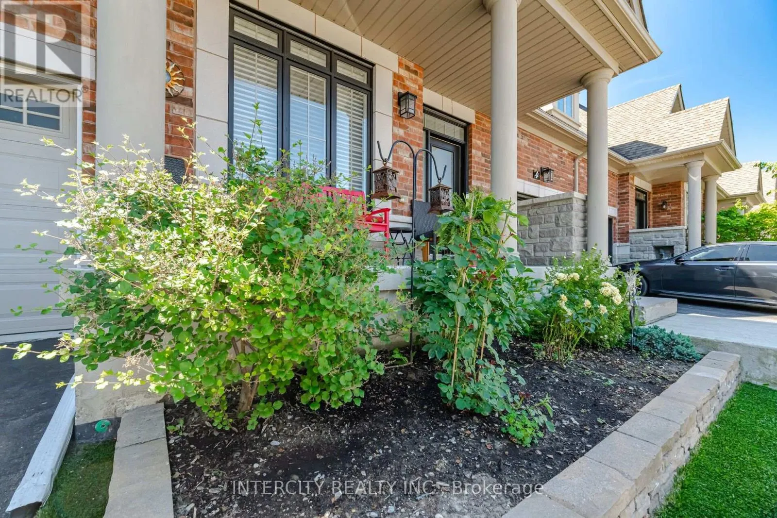 4 PETERSEN PLACE