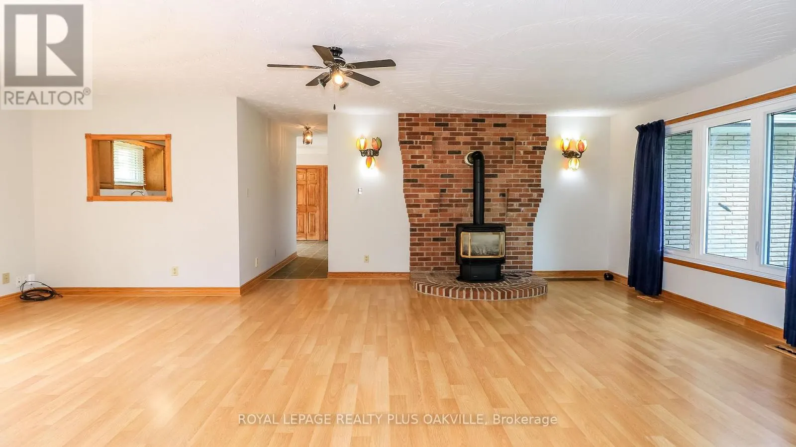 52 DENNEY DRIVE