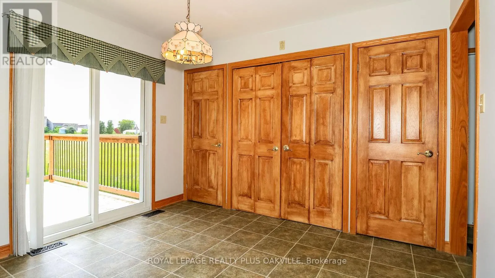 52 DENNEY DRIVE