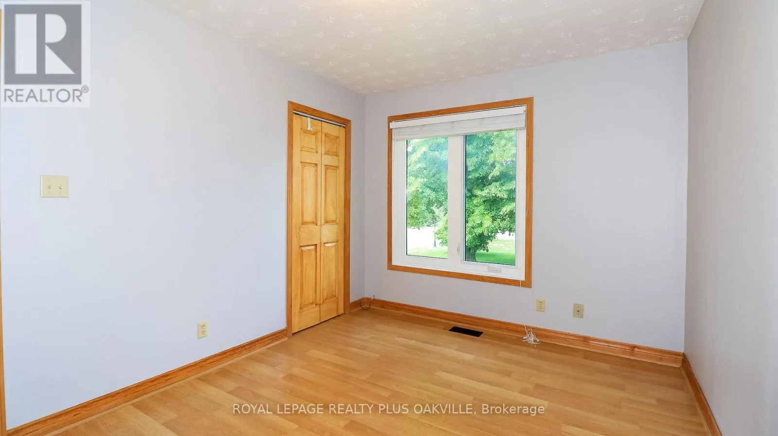 52 DENNEY DRIVE