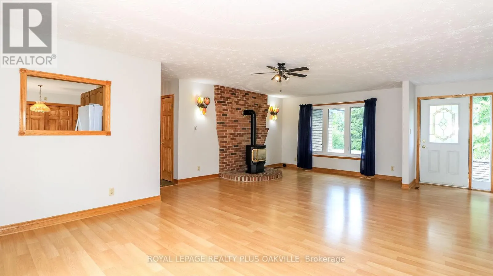 52 DENNEY DRIVE