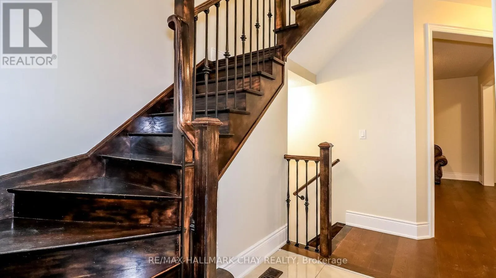 142 GOLD PARK GATE