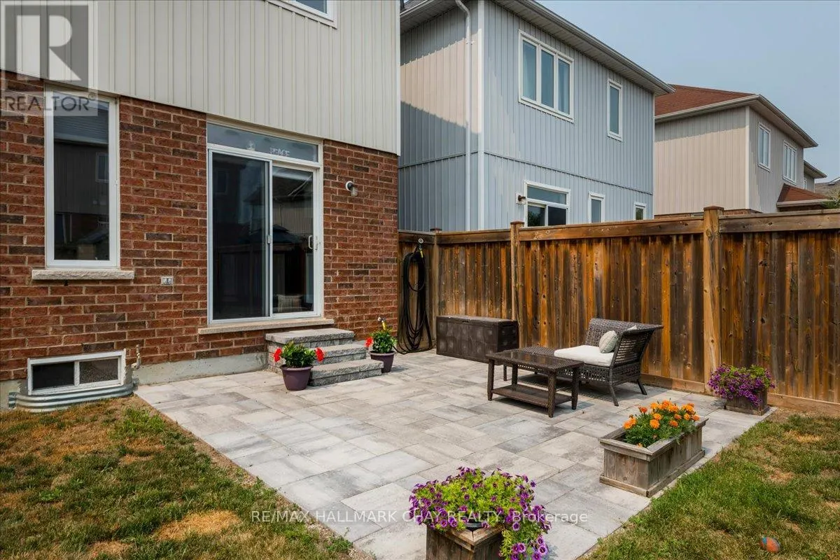27 BLANCHARD CRESCENT