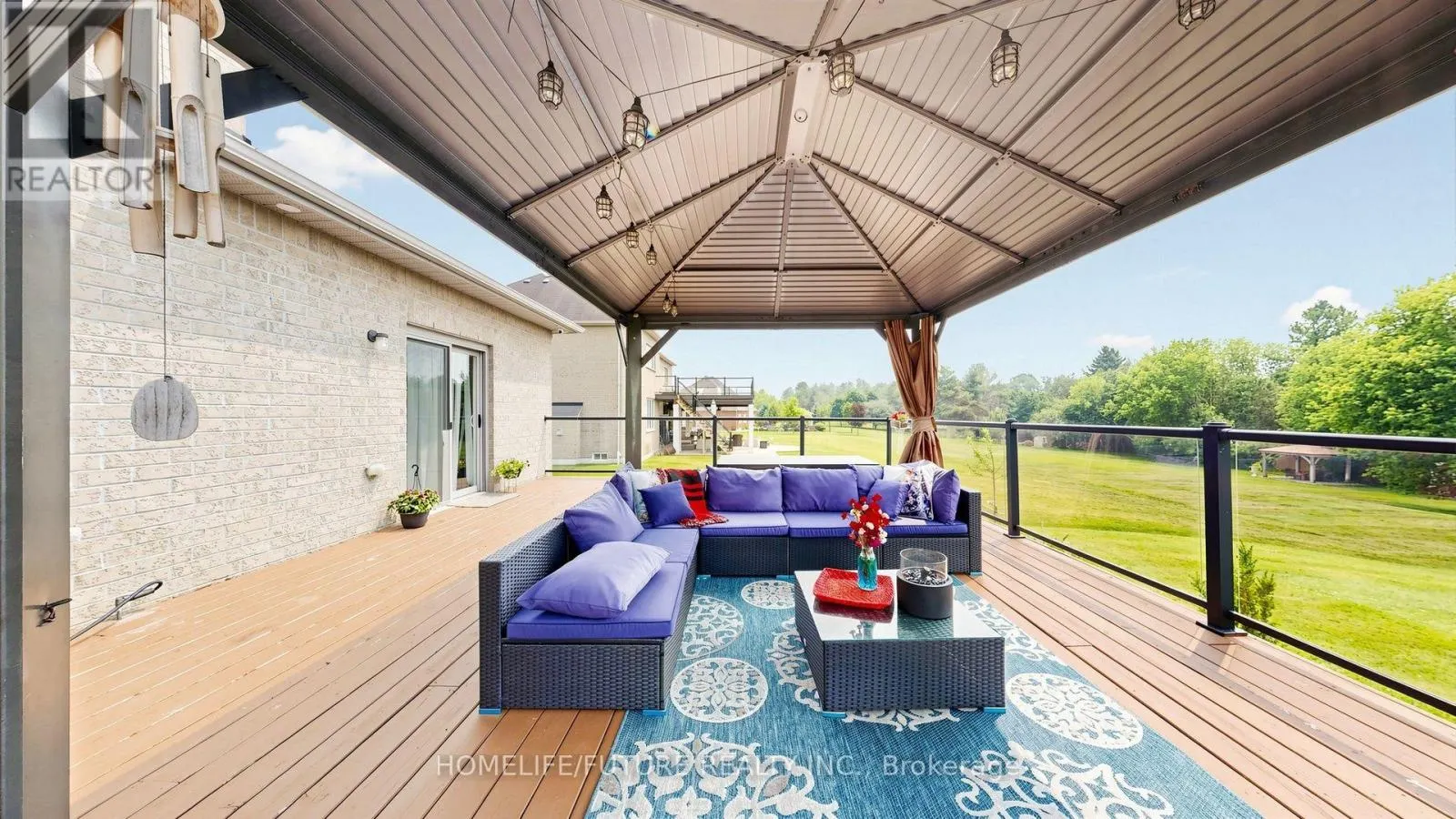 61 RIDGE ROAD