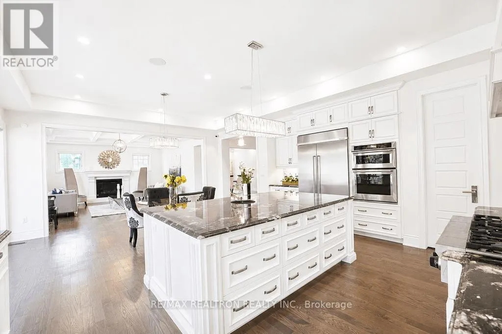26 SIR HENRY COURT