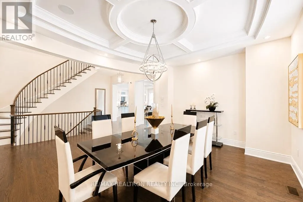 26 SIR HENRY COURT