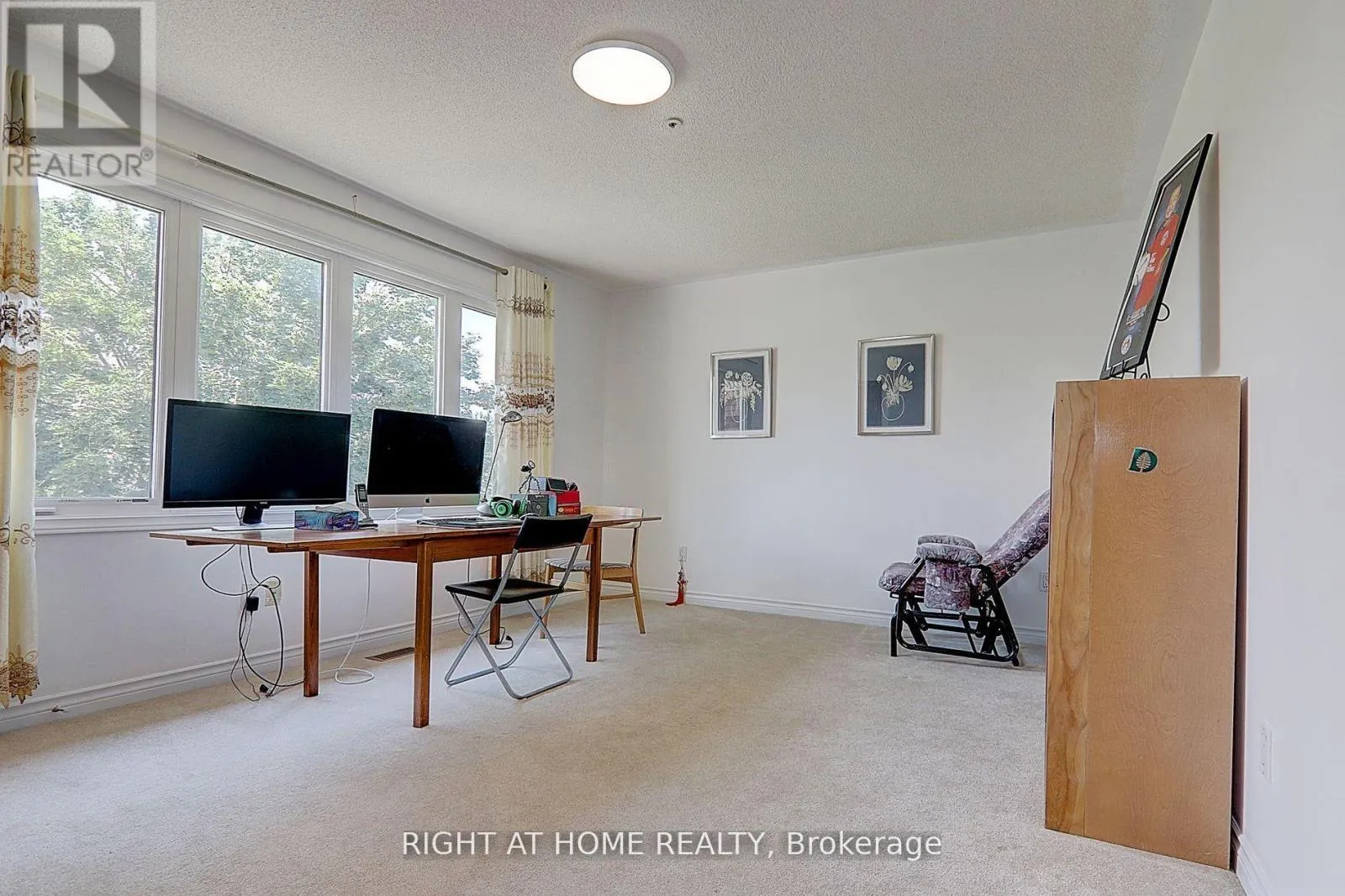 1008 MOUNT ALBERT ROAD