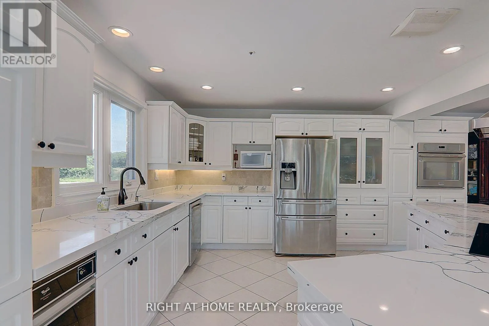 1008 MOUNT ALBERT ROAD