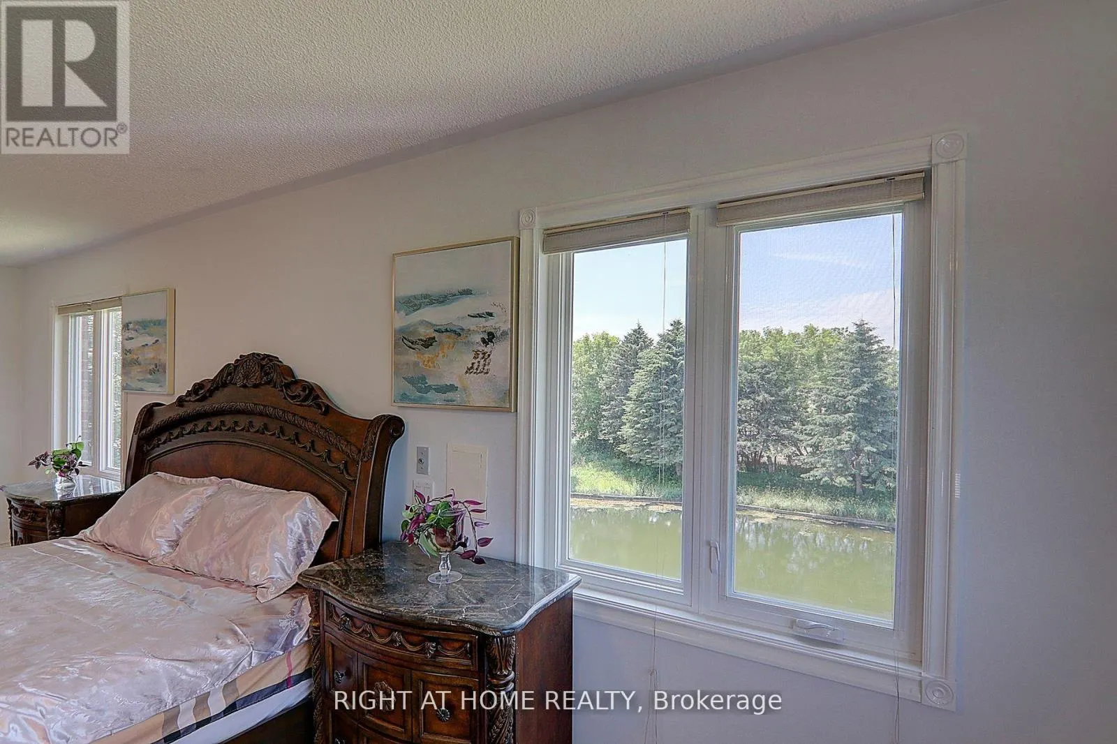 1008 MOUNT ALBERT ROAD