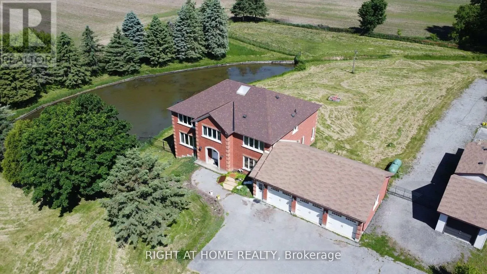 1008 MOUNT ALBERT ROAD