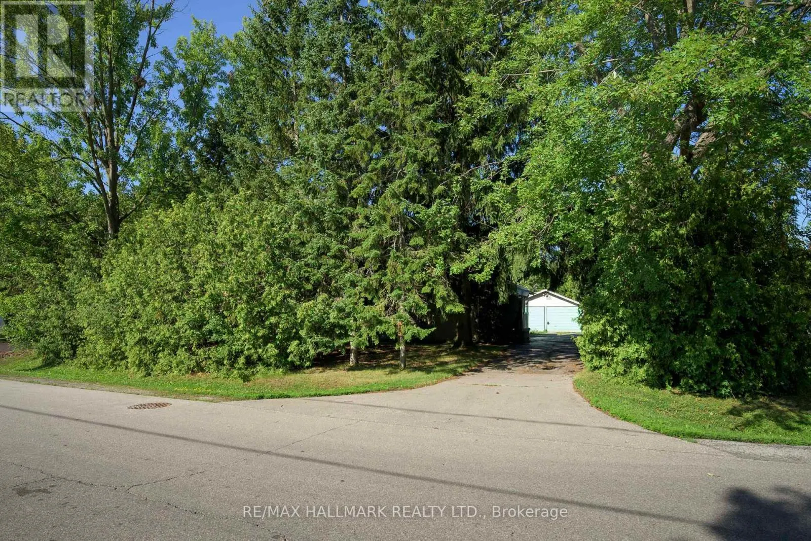 4 CRESTVIEW ROAD