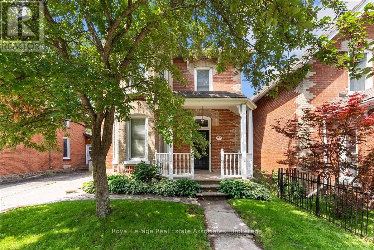 21 PEACE STREET