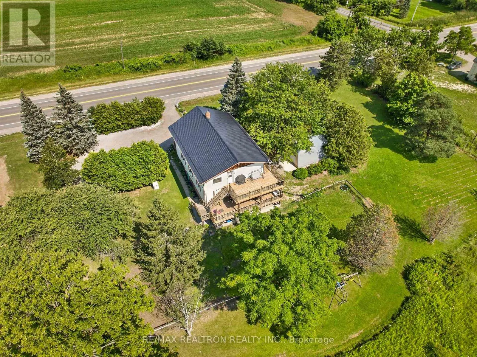 20368 WOODBINE AVENUE