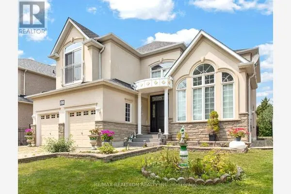 22 QUEENSBOROUGH COURT